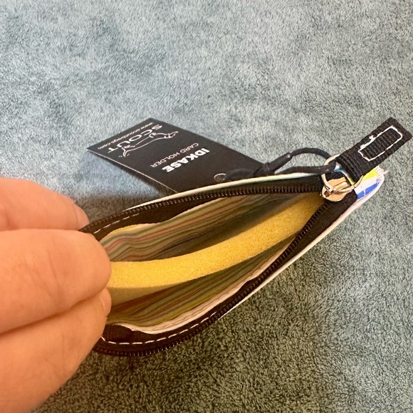 SCOUT Silly Spring Key & Cardholder - Picture 3 of 4